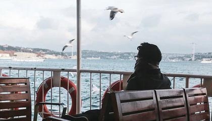 b体育娱乐-马赛客场逆袭，圣埃蒂安遭遇连败，圣埃蒂安队