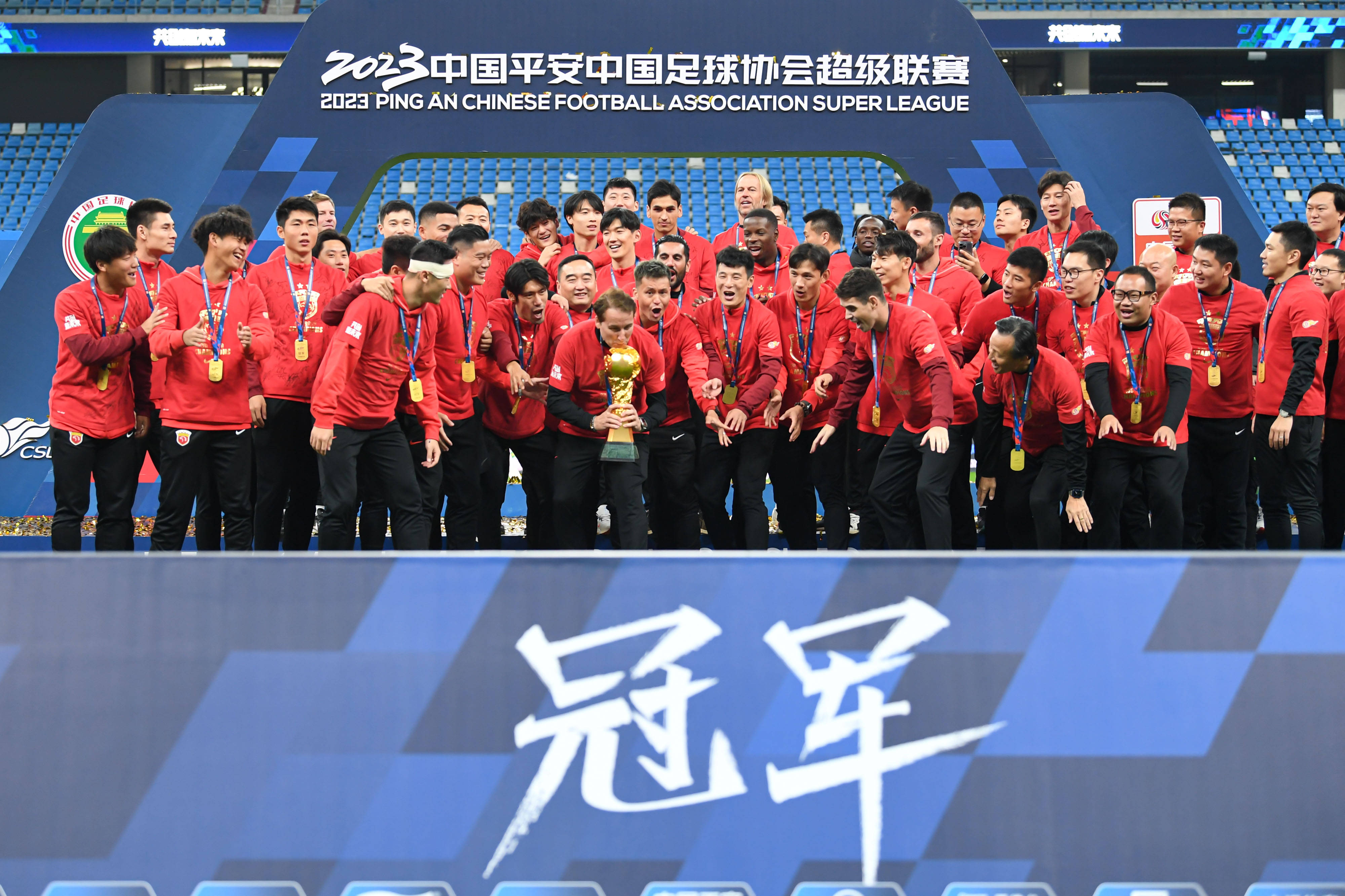 包含【赛季关键节点】哪些比赛决定冠军归属?的词条 包含【赛季关键节点】哪些比赛决定冠军归属?的词条