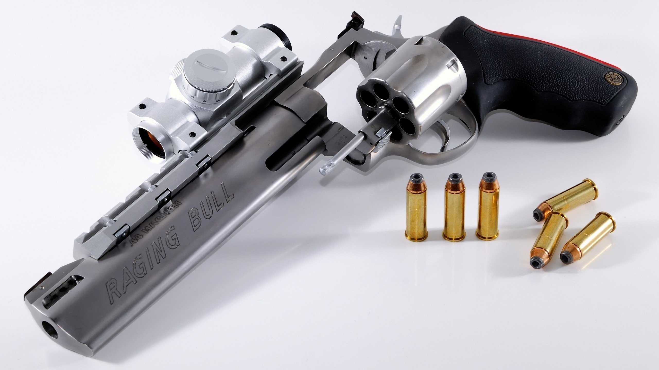 B体育APP下载网址-纽卡斯尔联锋线效率高，喜鹊军团冲击欧冠，纽卡斯尔联队怎么样