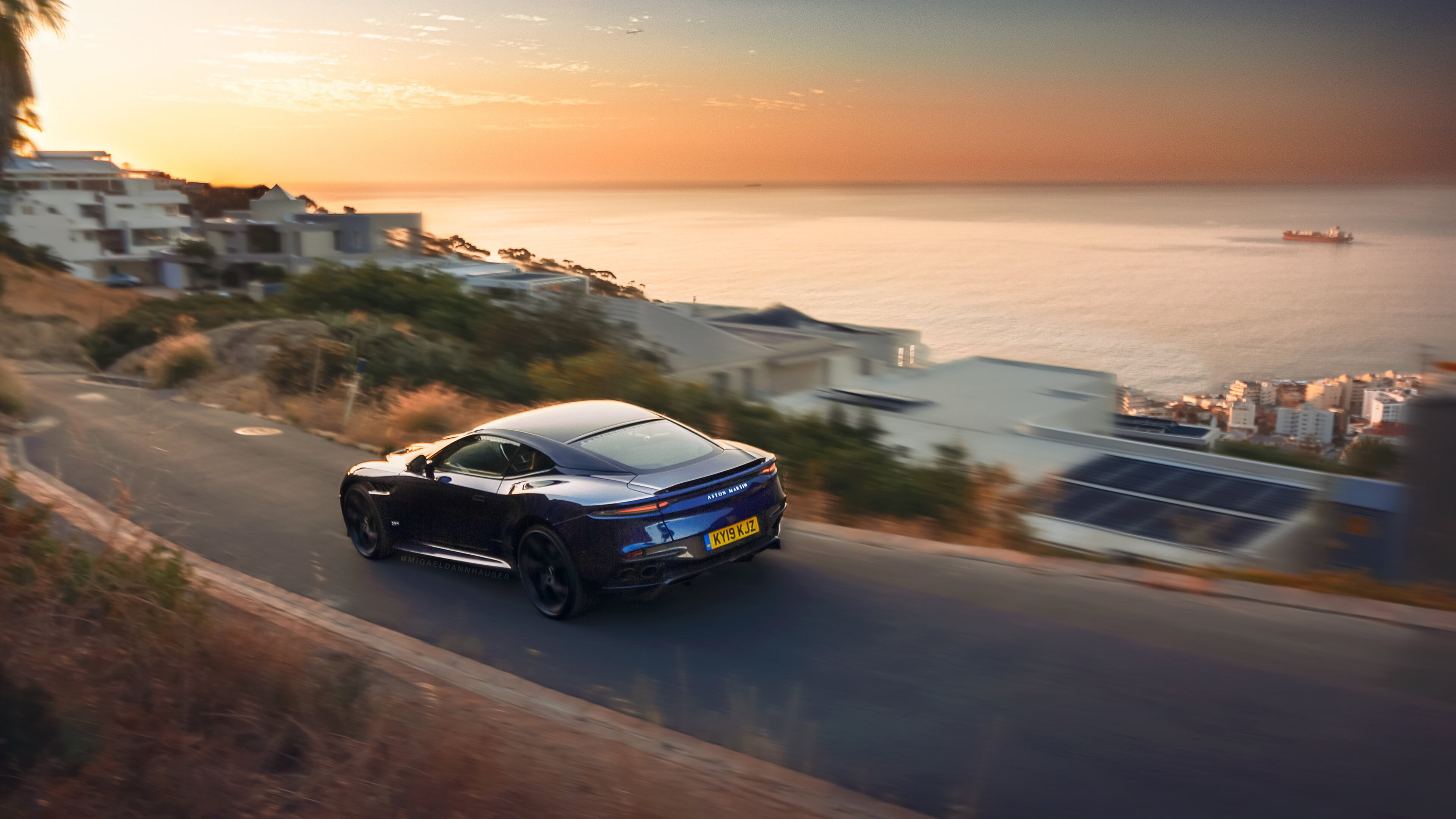 赫尔城一波三连胜，积分榜攀升！，赫尔城老板