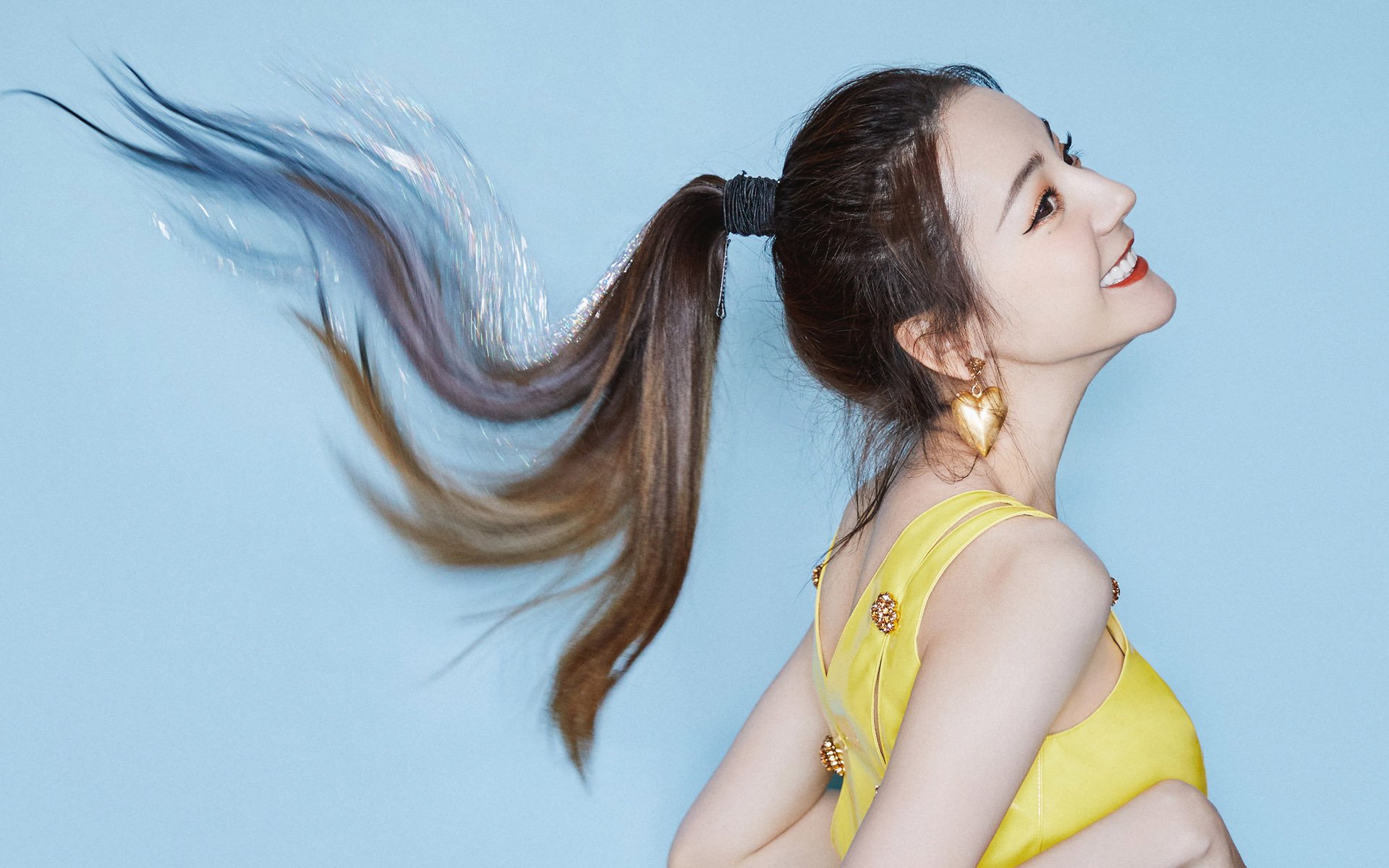 阿根廷马术协会与国际马术联合会合作,举办国际马术交流活动,促进技术交流。