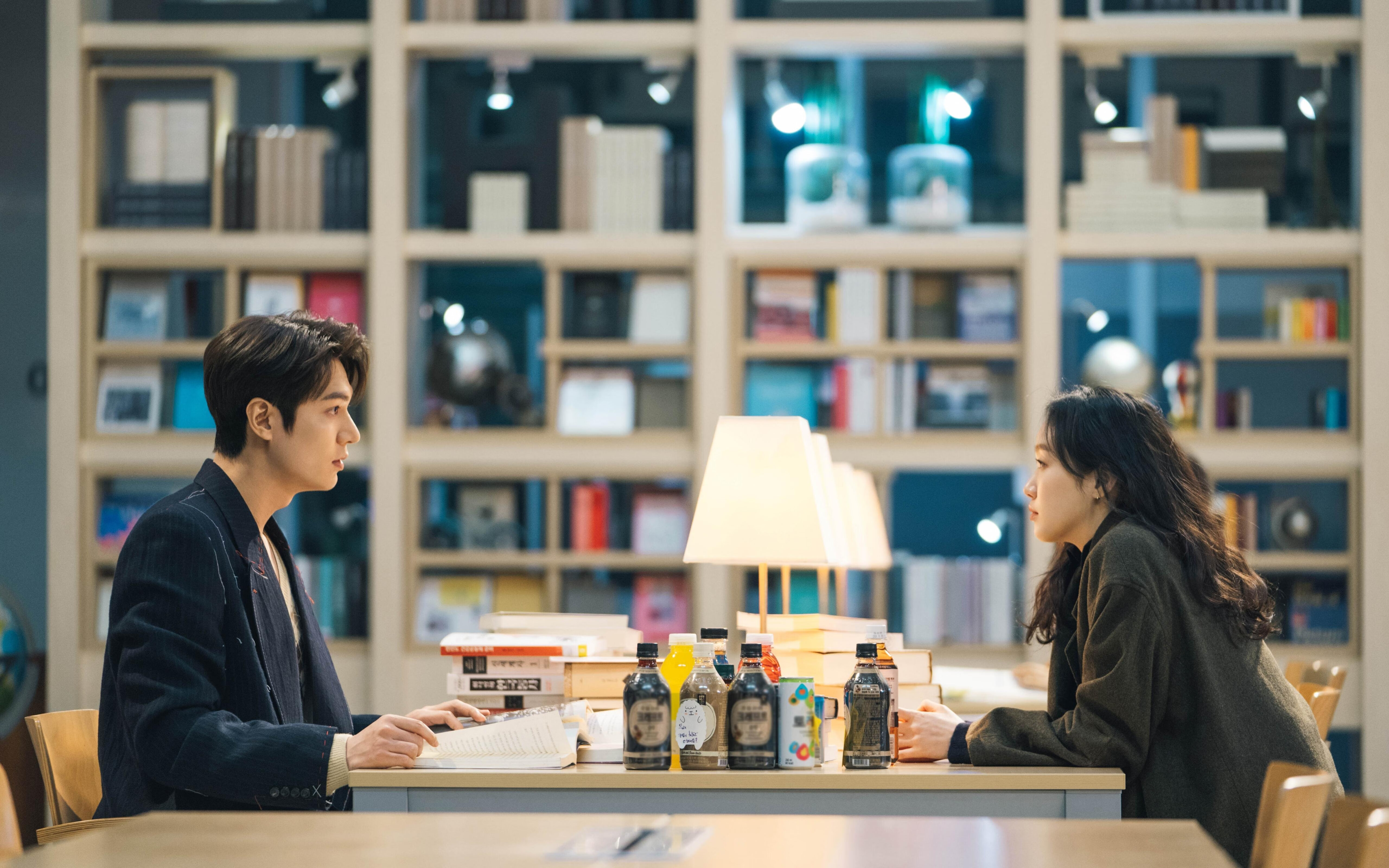 国家队队员流动率过高影响配合默契