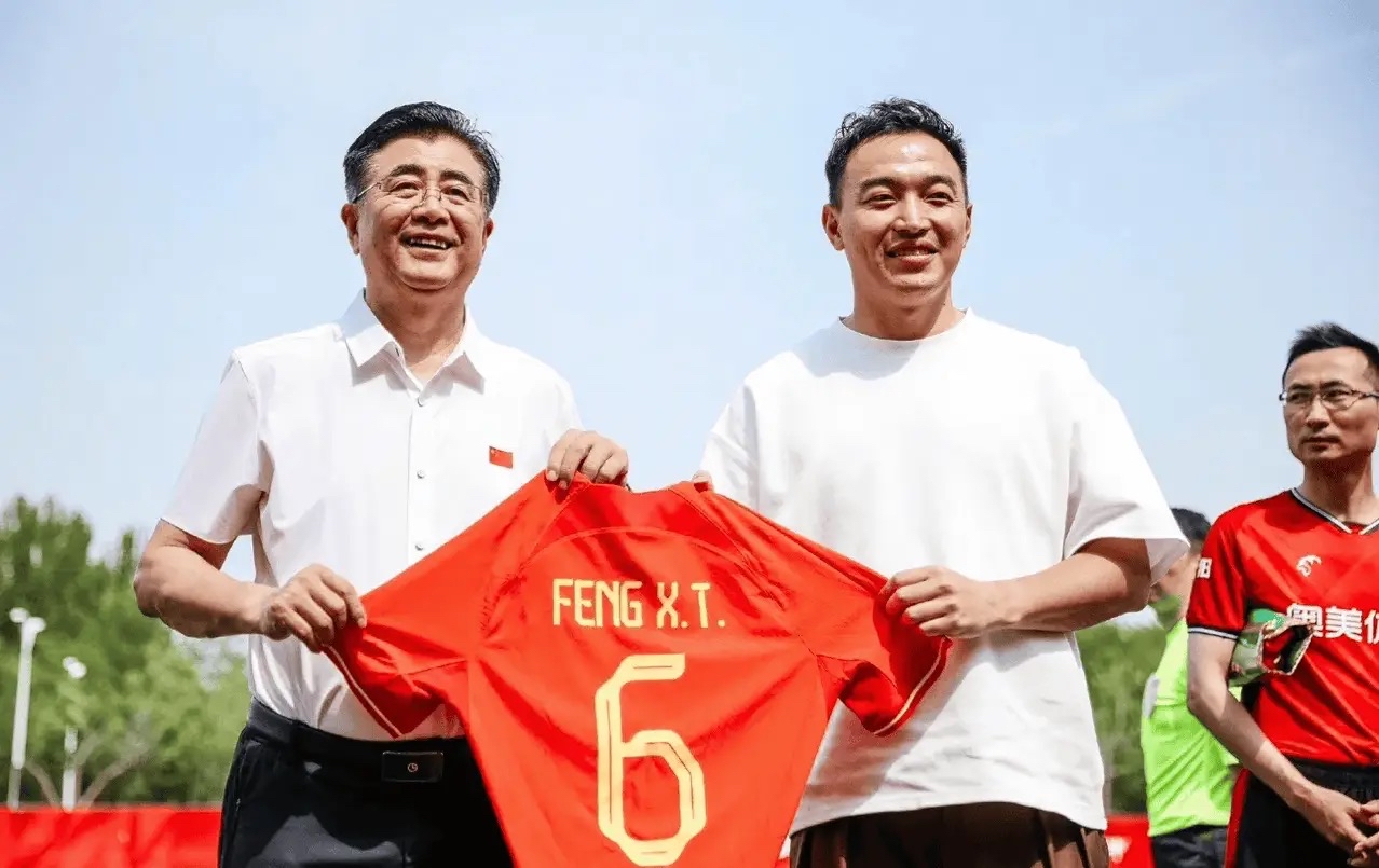 B体育APP:老将冯潇霆经验对年轻球员的指导作用分析的简单介绍 B体育APP:老将冯潇霆经验对年轻球员的指导作用分析的简单介绍