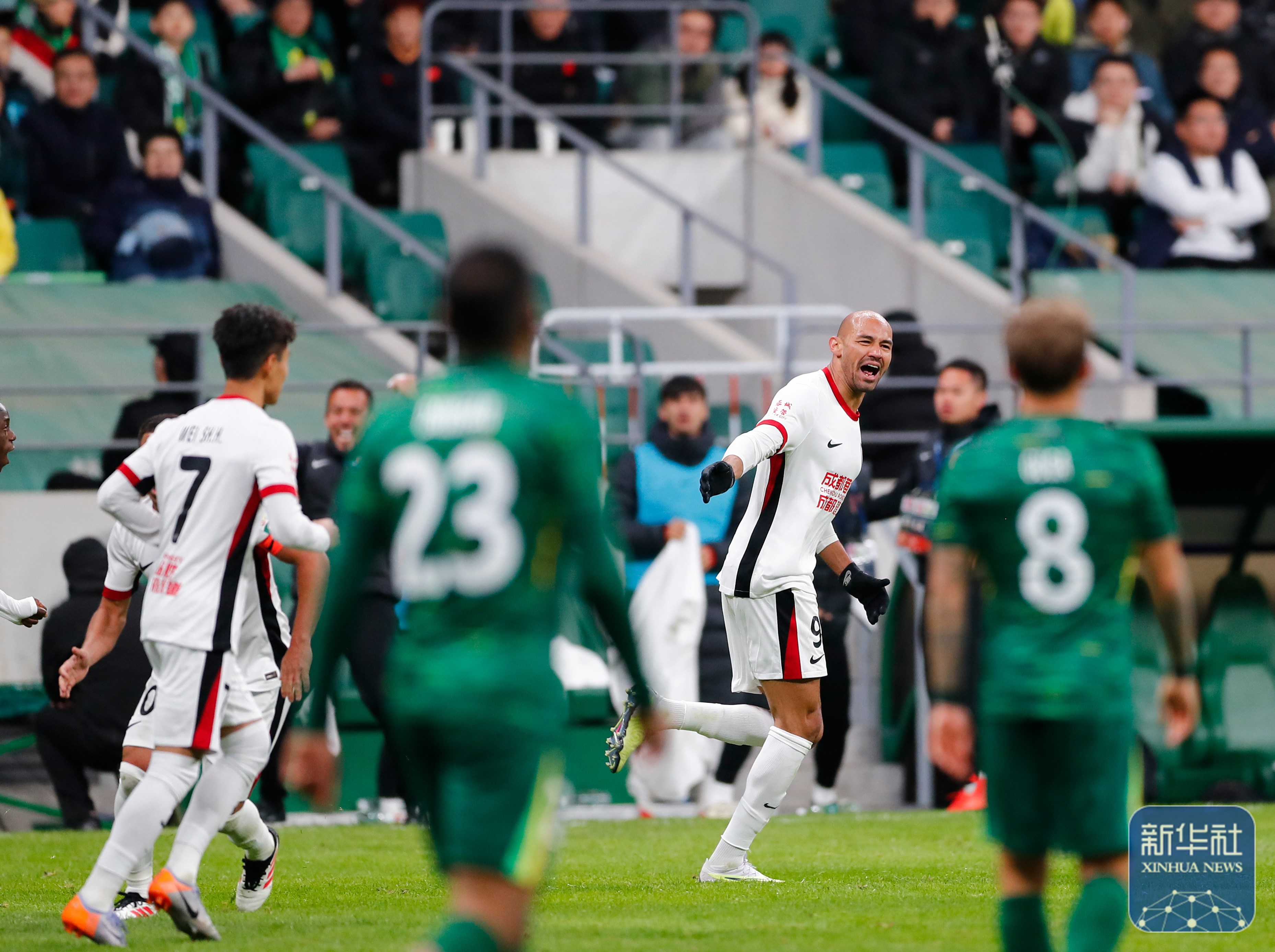 B体育APP:降级球队“重整旗鼓”,球迷:期待他们能尽快重返中超联赛!的简单介绍 B体育APP:降级球队“重整旗鼓”,球迷:期待他们能尽快重返中超联赛!的简单介绍